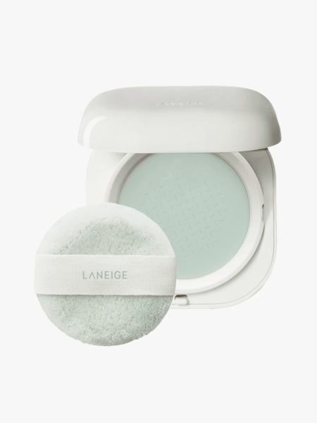 Laneige Neo Blurring Powder in branded component with cushion on a light gray background
